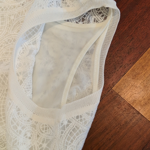 Lace racerback cream Catherine Malandrino top - Picture 7 of 7